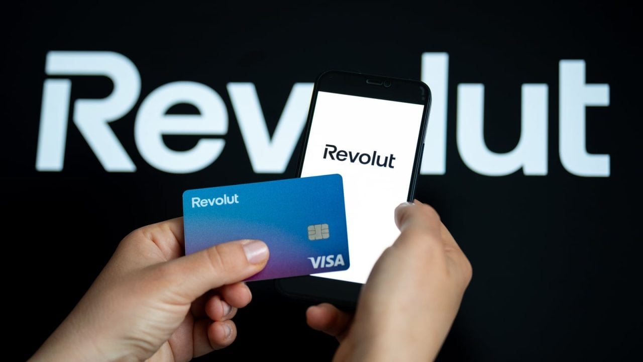 Google Outage Disrupts UK Banks And Revolut Following London Power Event