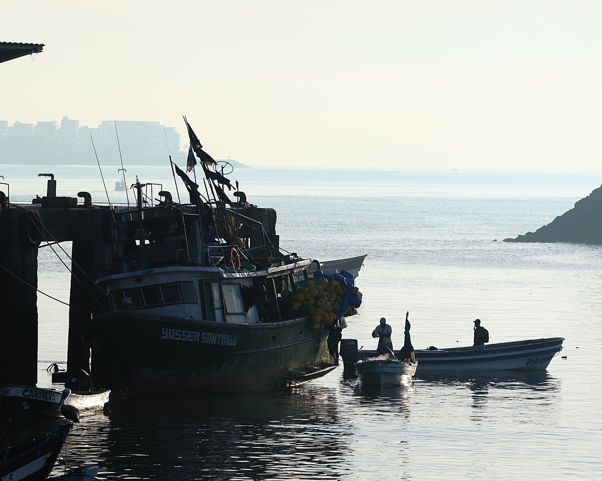 Panama 7.6 Earthquake Triggers Regional Tsunami Warnings