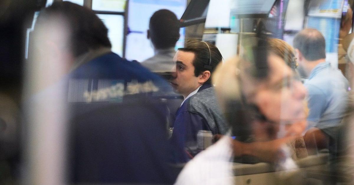 Asian shares mostly rise amid market optimism about AI, despite Iran worries