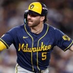 Brewers Beat Dodgers 6-2 to Take 3-0 NLCS Lead